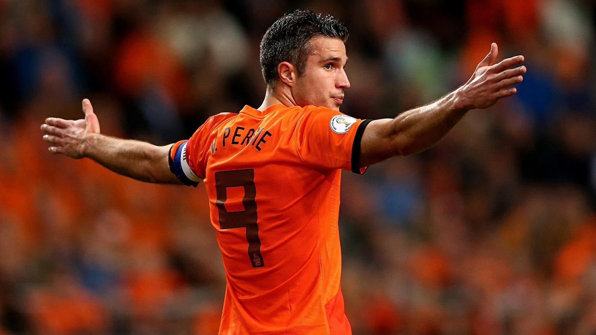 曼城品牌路线胜巴黎，梁熙明解析瓜帅哲学如何重塑足球商业模式