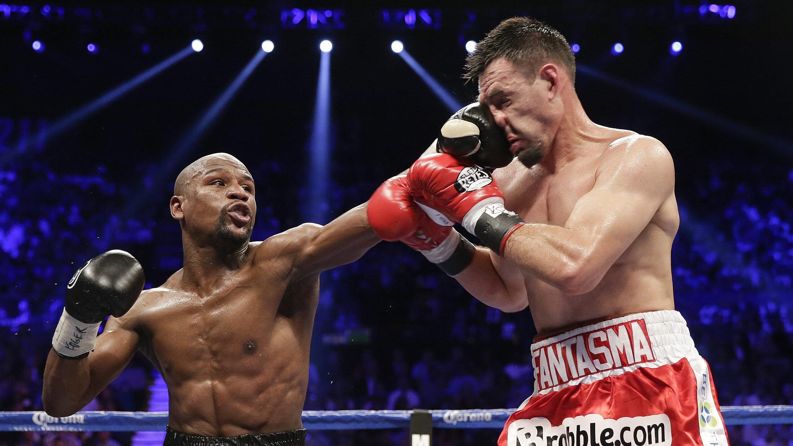 卡拉格与内维尔圣诞礼物大比拼引爆笑点，球迷吐槽，槽点太多！